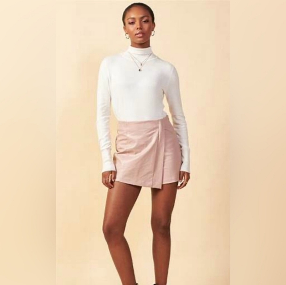 Vegan leather SKORT size small